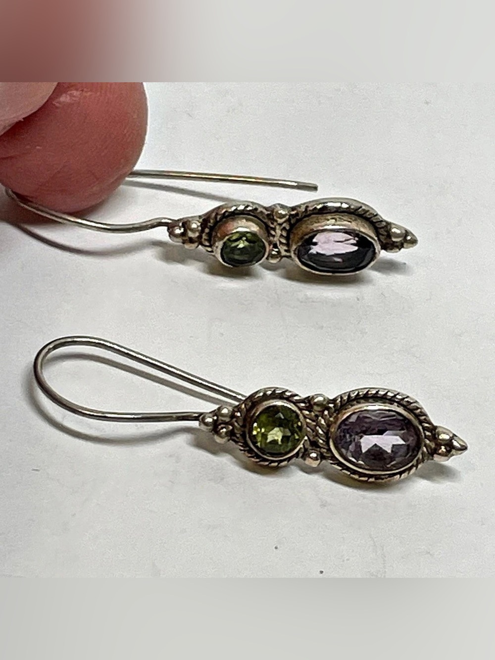 Beautiful 925 Sterling Silver 2 Stone Amethyst Peridot Drop Earrings 3.42g